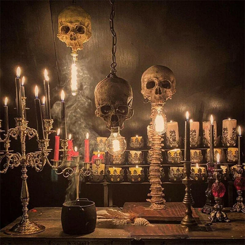 クリエイティブな頭蓋骨の像のデスクランプ、ハロウィーンのホラ - Lighting Decor Bedroom のレビューと価格