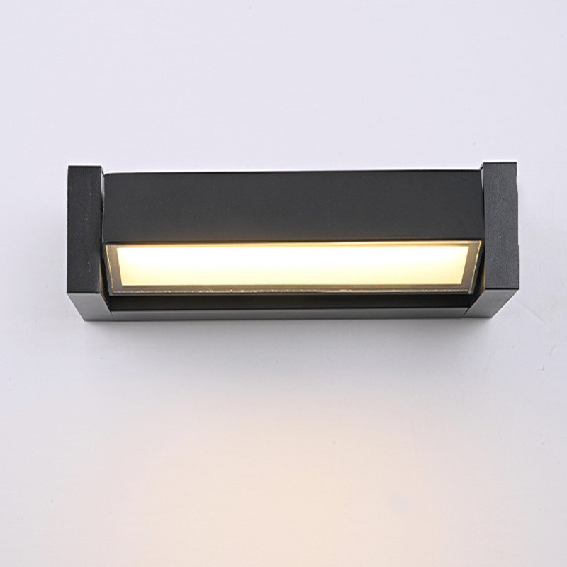 角度調整可能な屋外防水ウォールランプガーデンウォールランプシ - Decor Lighting Cy のレビューと価格