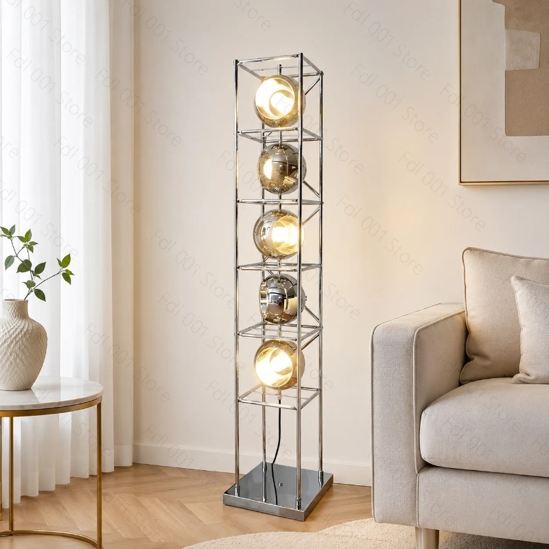 クリエイティブなバウハウスフロアランプ、クロムメタルLEDス - Lighting Decoration Stand のレビューと価格