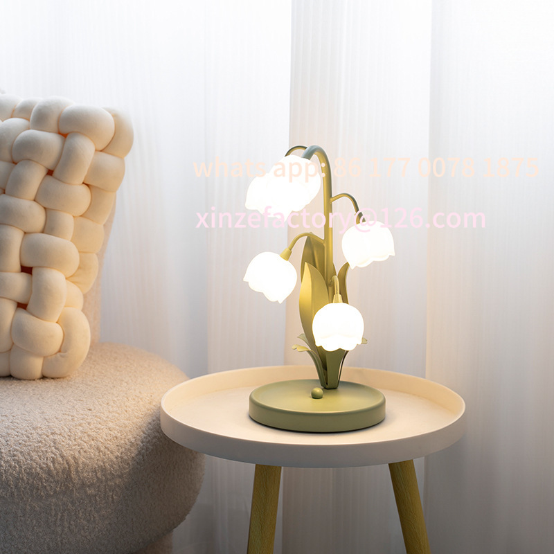 カスタマイズ可能なLEDフラワーテーブルランプ装飾デスクライ - Decor Lighting Cy のレビューと価格