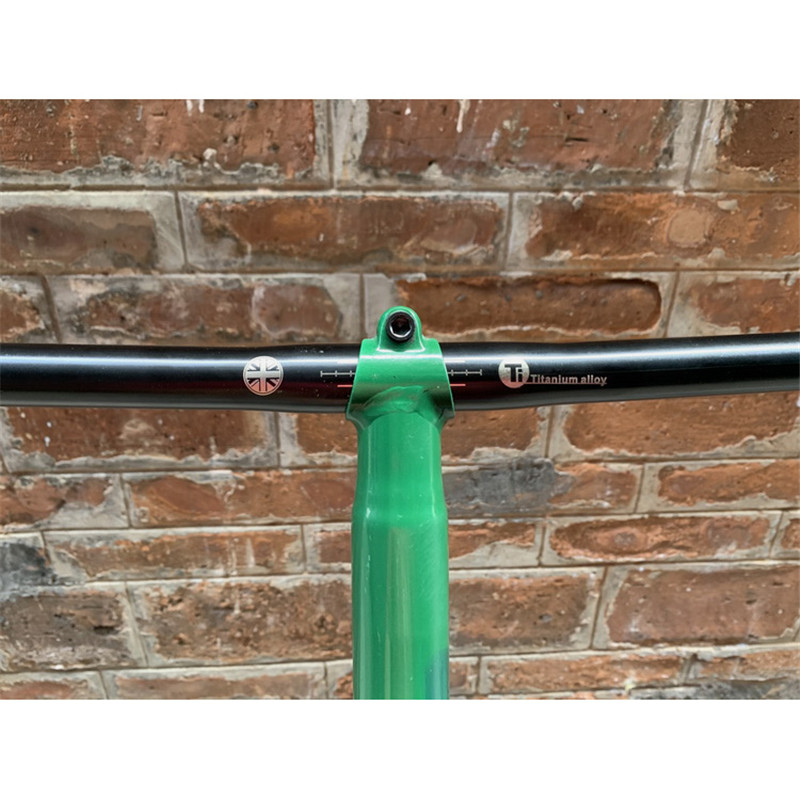 ブロンプトン自転車用チタンハンドルバーsタイプ,25.4x5 - Union Lighting & Decor Montreal Quebec のレビューと価格
